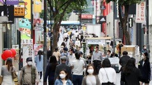 마스크 벗는 하반기 보복 소비 전망…11월 국내 집단면역 순항