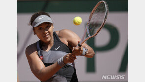 나이키도 마스터카드도…정신 건강 문제 기권 오사카 응원