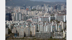 25번 대책에도…文정부 4년 서울 아파트 평당 2000만 원 ‘껑충’