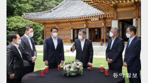 文대통령 4대그룹과 오찬 간담회…이재용 사면 거론될까