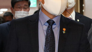 서욱, 사망 女중사 부모에 “나도 딸 둔 아버지…철저 수사”