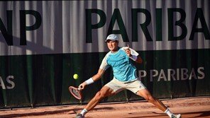 권순우, 프랑스오픈 男단식 첫 승…2회전 진출