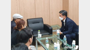 부사관 유족 찾은 서욱 “딸 돌보는 마음으로 수사하겠다”
