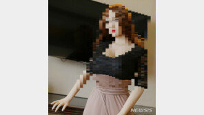 주택가에 ‘리얼돌방’… 지나는 10대들 “우리도 가볼까”