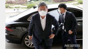 이용구, 택시기사 딸 계좌로 1000만원 보내 