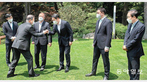 文대통령, ‘이재용 사면’ 건의에 “공감하는 국민 많아” 