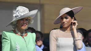 “英버킹엄, 1960년대 후반까지 유색인종 고용 금지“