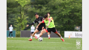 ‘10살 어린’ 정상빈 바라본 손흥민 “당돌한 플레이 칭찬, 많이 도와주겠다”