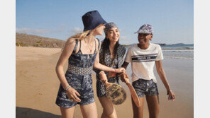  해변가에서 보내는 유쾌한 순간을 담은 ‘디올 리비에라 캡슐 컬렉션’ 공개