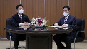 ‘예정에 없던 만찬까지’ 박범계-김오수, 5시간 마라톤 협의