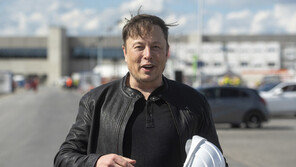 머스크 사면초가, 테슬라 주가 급락+트위터 평판지수 최악