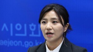 ‘달님 영창’ 김소연 “이준석 보면 조국·유시민 떠올라”