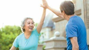 [책의 향기]“나도 벌써 중년”… 그때가 바로 인생을 즐길 순간