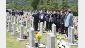 “임들을 잊지않겠습니다”[청계천 옆 사진관]