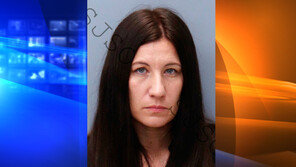 살인 아들 피묻은 옷 세탁한 美모친, 증거인멸로 기소돼