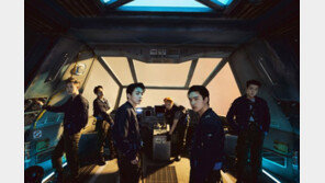 엑소, 스페셜 앨범 발매…선주문량 122만장 돌파 ‘자체 최고’