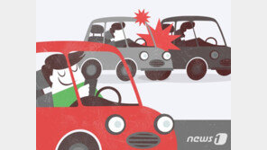 엄마 차키 훔친 9세 日 남아, 운전대 잡더니 앞차 ‘쾅’