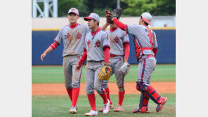 [포토] 충암고, 율곡고 상대 7-0으로 깔끔한 승리