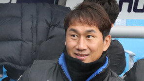 유상철 전 감독 별세…“너무 빨리갔다” 축구계 애도물결