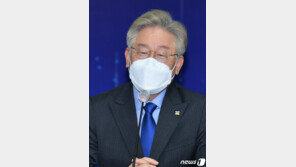 이재명, 이낙연·정세균 기본소득 비판에 “첫술에 배부를 수 없다”