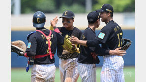 [포토] 컨벤션고 ‘황금사자기 8강 진출!’