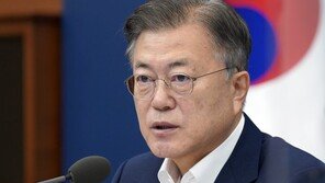 文, 홍남기 글 공유 “빠른 경기회복…파이팅 보내달라”
