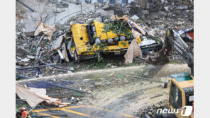 광주 5층 건물 붕괴 전 이상징후…작업자 4명 긴급대피