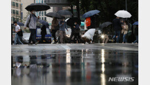 [날씨]전국 강풍 동반 비…남부지역 시간당 30㎜ ‘물폭탄’