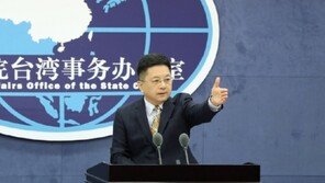 중국 “대만 동포, 백신 맞으러 오라…최대한 돕겠다”