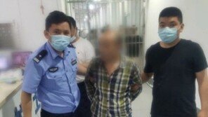 의사 빼고 다 속았다…살인 숨기려 16년간 정신병자 행세한 남성