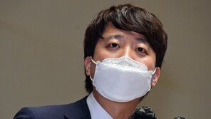 ‘민방위’ 이준석 대표, 15일 얀센 접종…16일은 안철수 만나