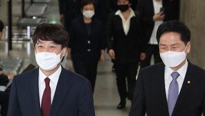 이준석 “부동산 전수조사 檢에 맡겨”…김기현 “잘 몰라”