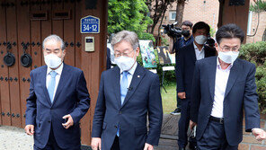 이재명, 경선 연기론에 “약장수가 가짜약 팔던 시대 지나”