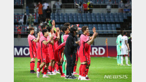 ‘이동준 결승골’ 김학범호, 가나에 2-1로 승리…2연전 전승 마무리