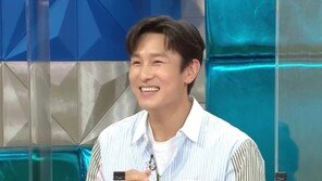 김동완, 에릭과 불화설 해명…막내 앤디가 ‘화해 요정’