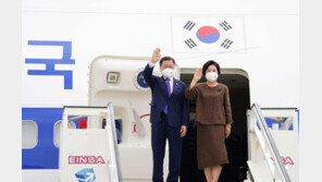 스페인 ‘황금열쇠’ 선물받은 文 대통령…국빈방문 일정 시작