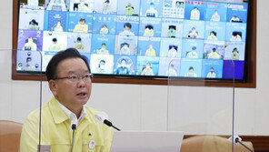 김부겸 총리 “7월 새 거리두기 개편…방역·일상에 큰 변화”