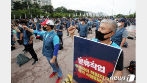 “죽음 무릅쓴 노동”…택배 파업 바라보는 시민들, 불편 보단 공감
