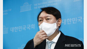 ‘장모 구속’ 윤석열, 쓰라린 검증…수사·재판 최소 8개
