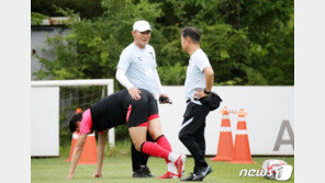 ‘도쿄 모드’ 김학범호… 오전엔 세트피스 오후엔 비공개 전술 훈련