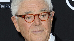 오리지널 ‘슈퍼맨’ 감독 리처드 도너 별세…향년 91세