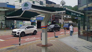 강북구, 지능형 그늘막 설치… 온도-풍속 감지해 자동개폐