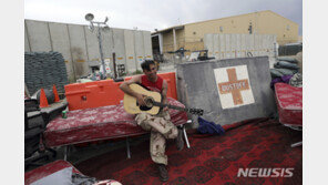 미군 철수하자 탈레반 기승…아프간군 1000여명 도주