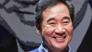 이낙연 “4기 민주정부 염원 담긴 후원…용기백배 하겠다”