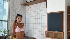 김빈우, 다이어트 성공 후 복근까지…“마흔기념 보디 화보”