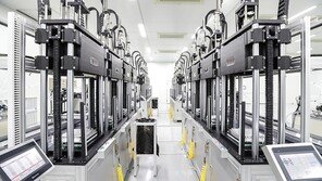 아이엘사이언스 “자동차 멀티 빔 헤드램프용 실리콘렌즈 개발”