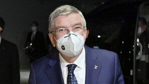 바흐 IOC 위원장 오늘 방일…‘무관중 올림픽’ 결정할 듯