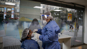 전세계 코로나 사망자 400만명 넘어…델타변이 美-獨서도 우세종