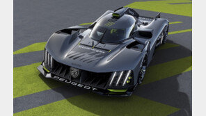 “날렵한 경주차의 탄생”…푸조, ‘9X8’ 하이퍼카 세계 첫 공개