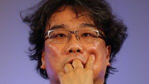 “만나볼 생각도”…봉준호, 칸에서 밝힌 ‘살인의 추억’ 진범 자백 후일담